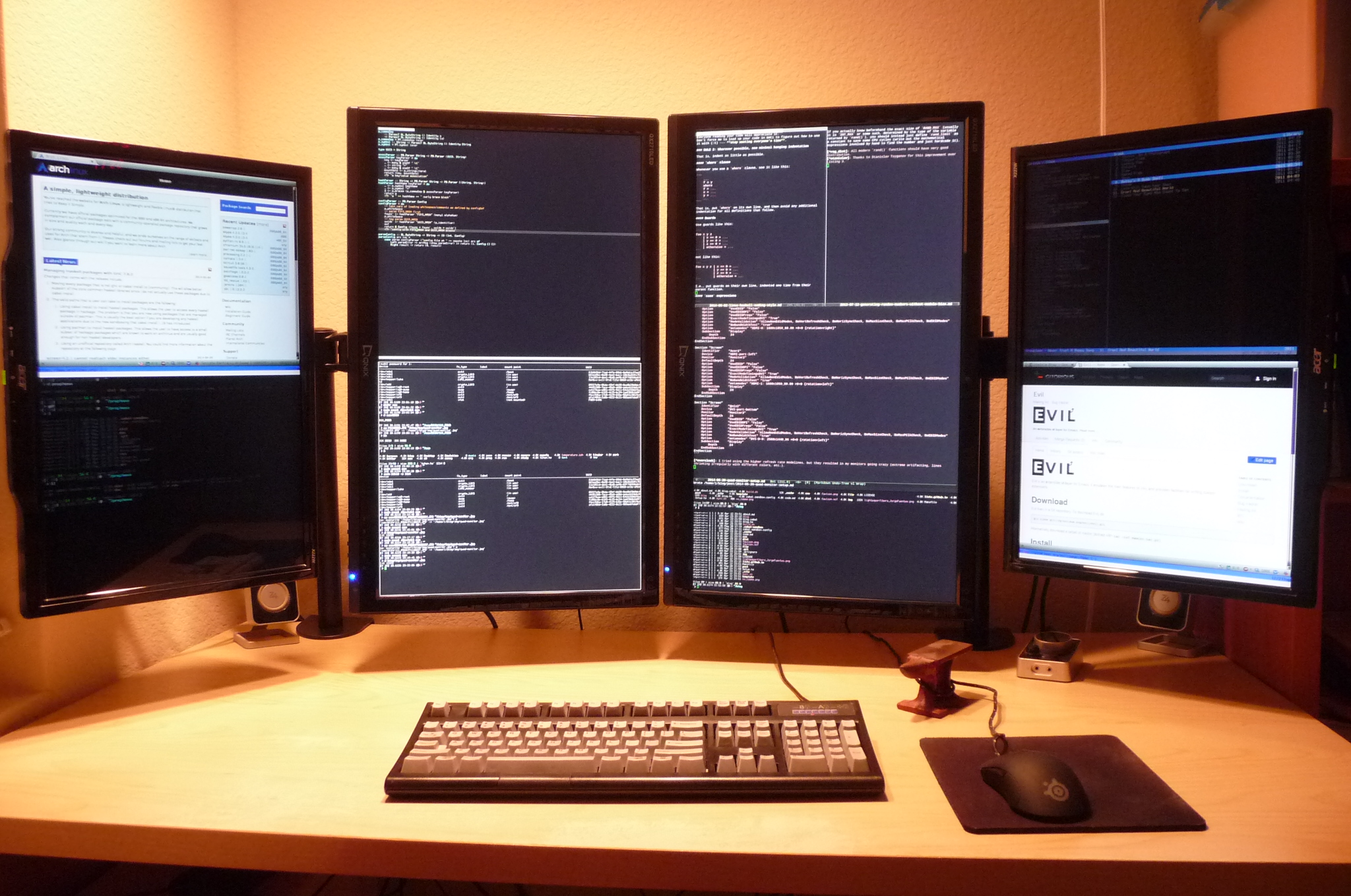 Quad monitor setup Quad monitor setup